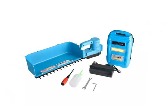เครื่องเก็บชาแบบใช้แบตเตอรี่ขนาดเล็ก 24v 10Ah เครื่องเก็บเกี่ยวชาสำหรับ Outdoor